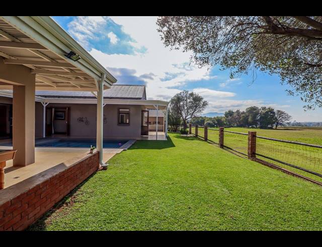 4 BEDROOM HOUSE SOLD IN THE COVES